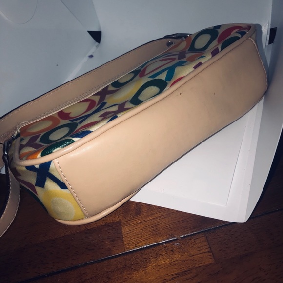 Purse - Picture 2 of 5